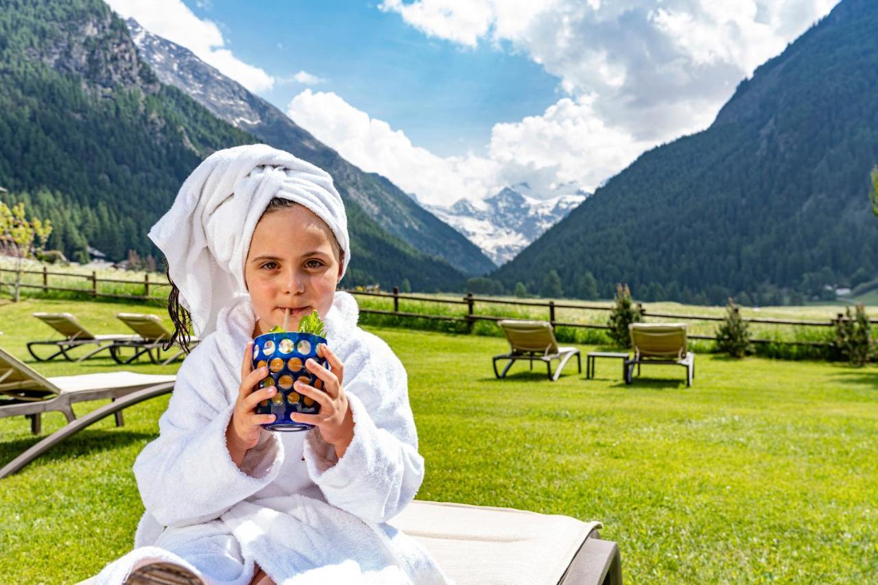 Hotel Sant'Orso - Mountain Lodge & Spa Cogne Ngoại thất bức ảnh