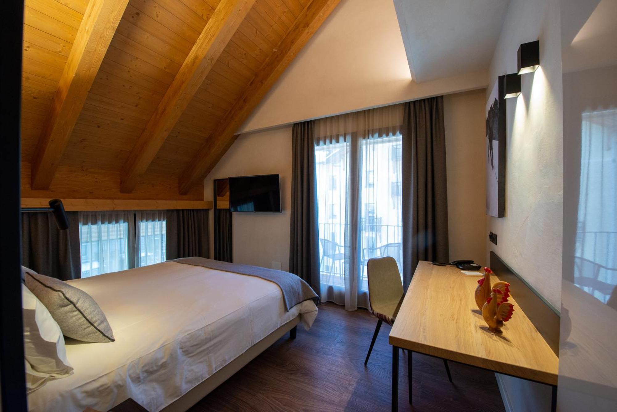 Hotel Sant'Orso - Mountain Lodge & Spa Cogne Ngoại thất bức ảnh
